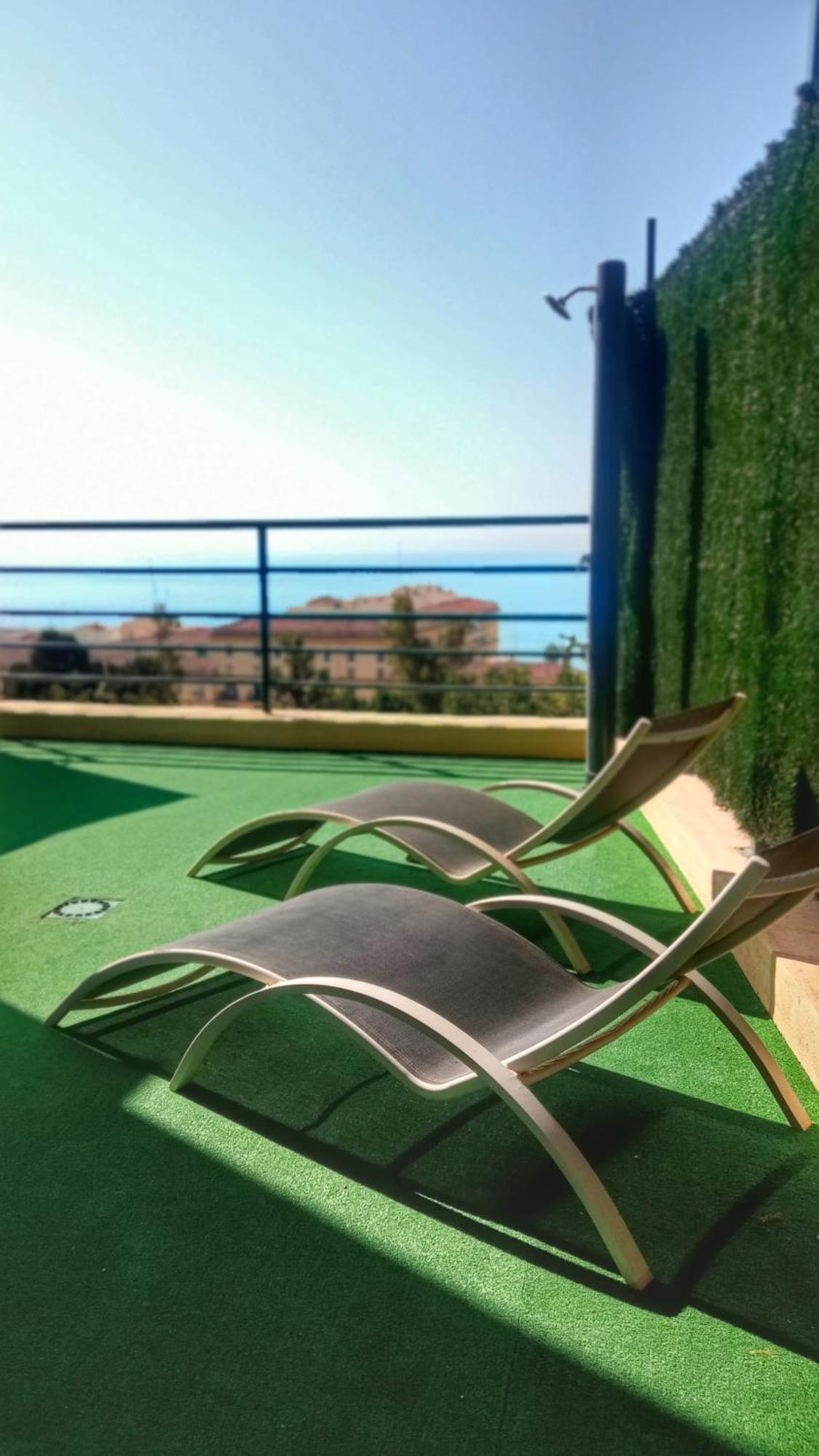 Sunshine Apartments Vistas Al Mar Málaga Kültér fotó